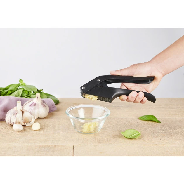 Le moins cher 🧨 Presse et Tranche Ail Noir Mastrad 🛒 5 Le moins cher 🧨 Presse et Tranche Ail Noir Mastrad 🛒 – Image 3